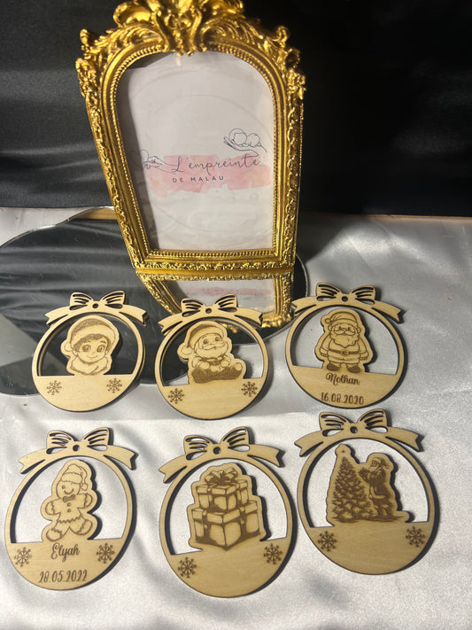 Boule de Noël personnalisée – Fabrication artisanale en bois