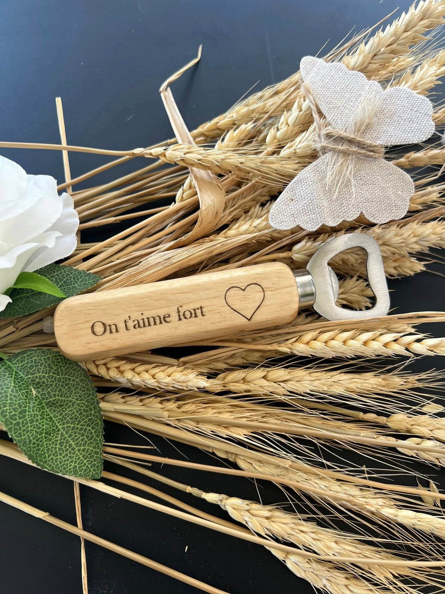 Décapsuleur personnalisable – À garder dans le tiroir ou à coller sur le frigo