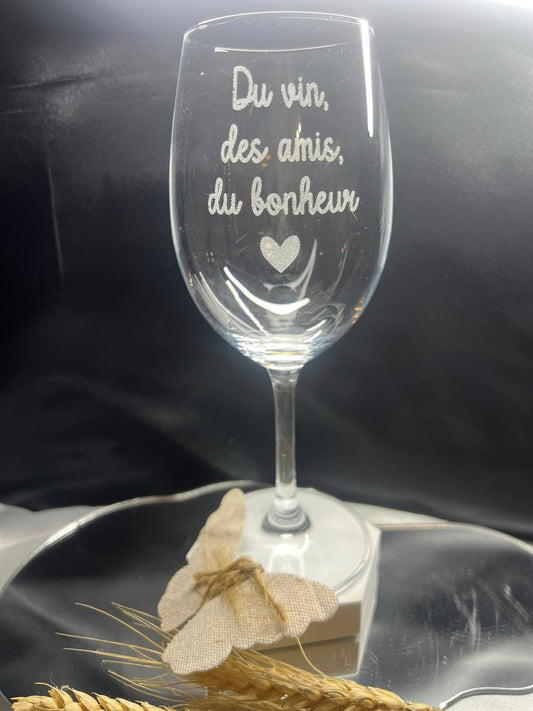 Verre à vin personnalisé – Célébrer les moments qui comptent