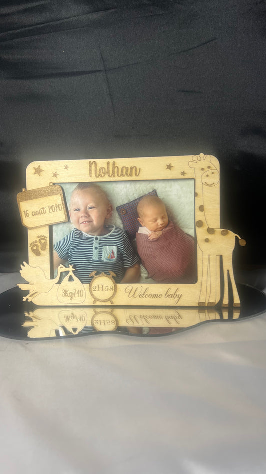Cadre Naissance Personnalisé – Entièrement fait main